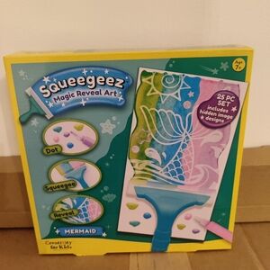 Creativity for Kids Squeegeez Magic Reveal Art Kit: DRAGON Crafts - NEW IN BOX